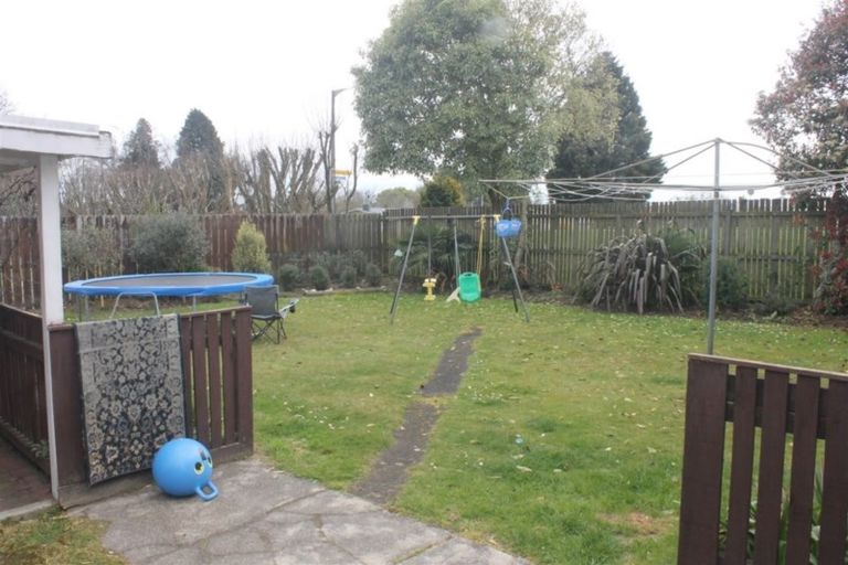 Photo of property in 2 Saint Andrews Drive, Tokoroa, 3420