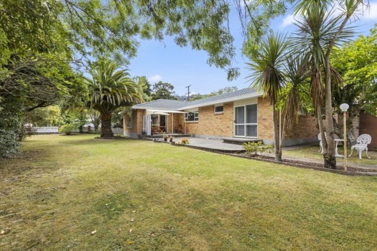 Photo of property in 46 Glen Road, Stokes Valley, Lower Hutt, 5019