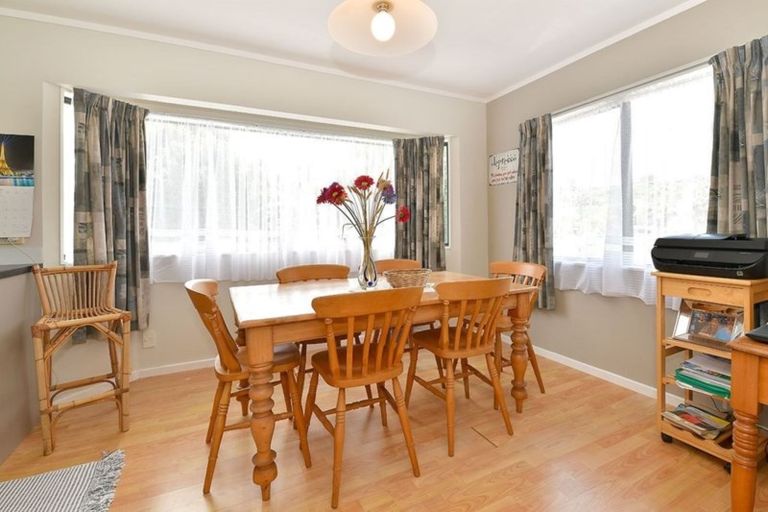 Photo of property in 644a Whangaparaoa Road, Stanmore Bay, Whangaparaoa, 0932