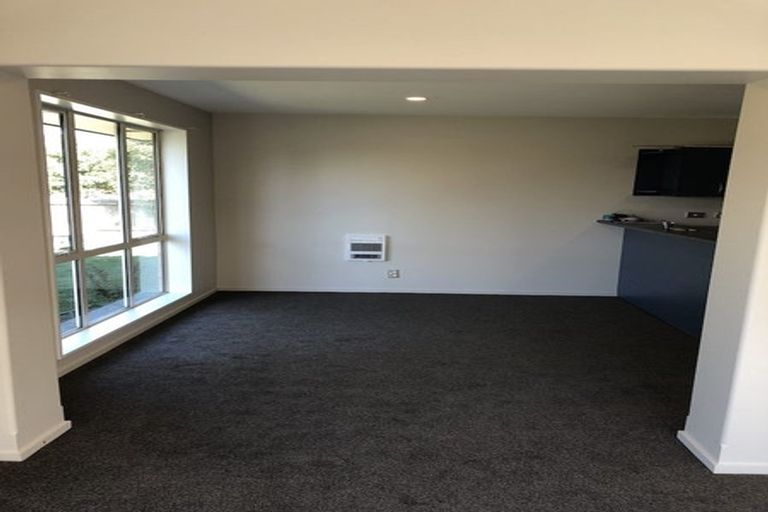Photo of property in 7 Hurricane Way, Wigram, Christchurch, 8042