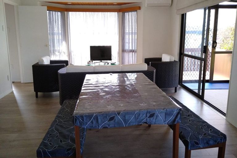 Photo of property in 30b Bleakhouse Road, Howick, Auckland, 2014