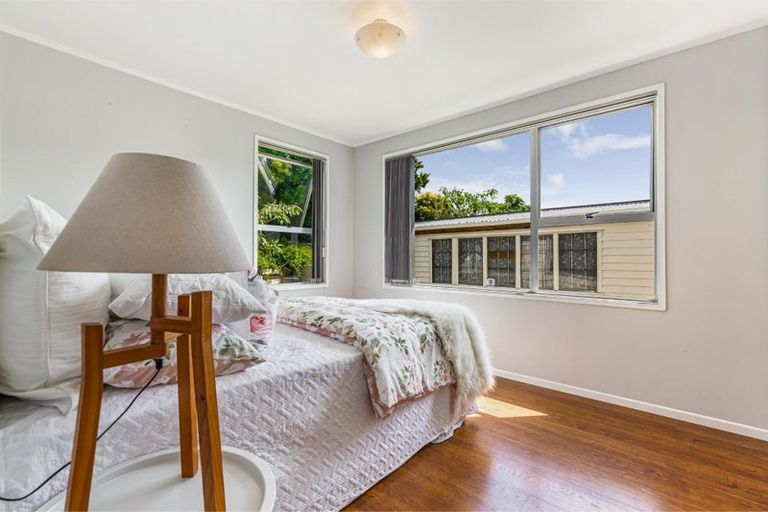 Photo of property in 8 Frostbite Place, Ranui, Auckland, 0612