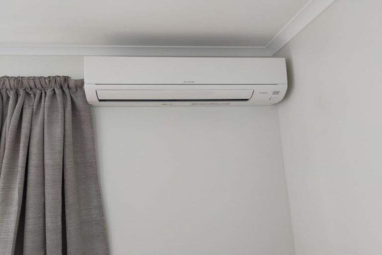 Photo of property in 4 Desert Gold Lane, Wallaceville, Upper Hutt, 5018