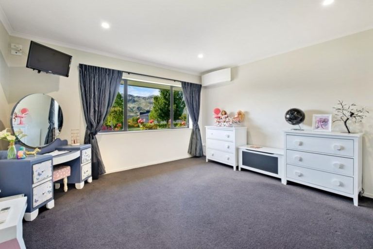 Photo of property in 6 Scott Terrace, Cromwell, 9310