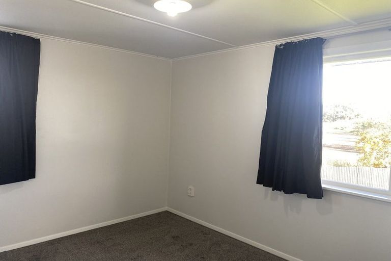 Photo of property in 419-421 Kotuku Street, Camberley, Hastings, 4120
