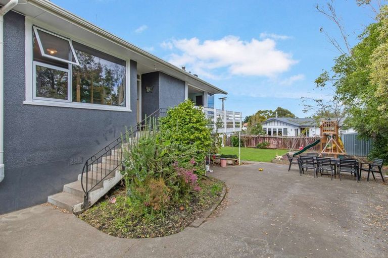 Photo of property in 112 Mount View Road, Bastia Hill, Whanganui, 4500
