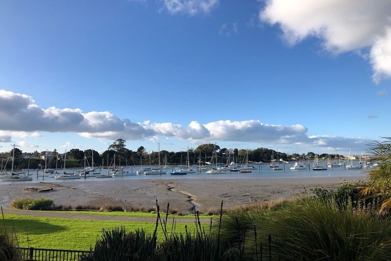 Photo of property in 41 Riverlea Avenue, Pakuranga, Auckland, 2010