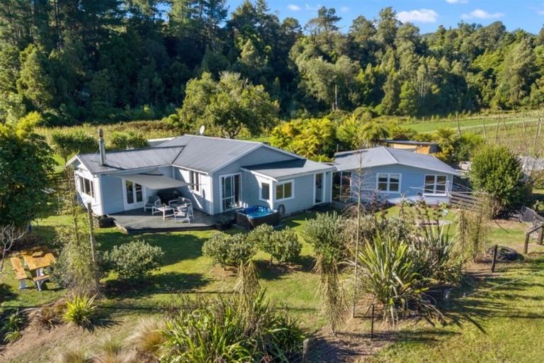 Photo of property in 1573 Motueka Valley Highway, Ngatimoti, Motueka, 7196