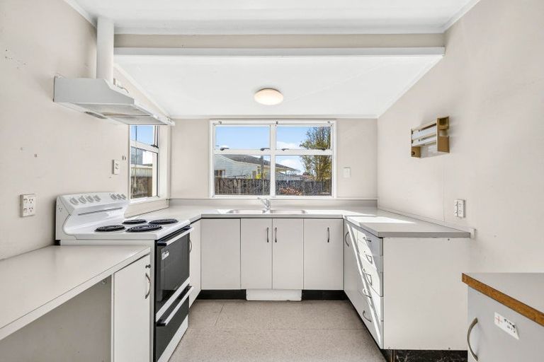 Photo of property in 37 Garland Drive, St Andrews, Hamilton, 3200