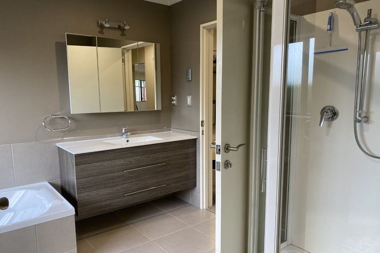 Photo of property in 2a Peddie Street, Taradale, Napier, 4112