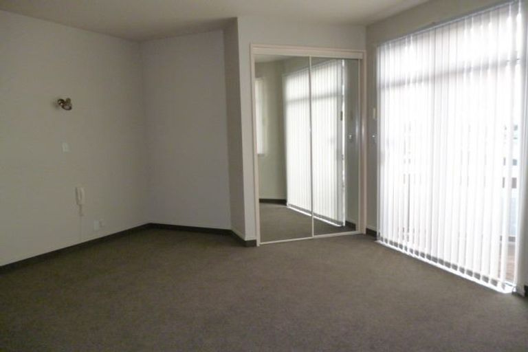 Photo of property in 427 Marine Parade, Napier South, Napier, 4110