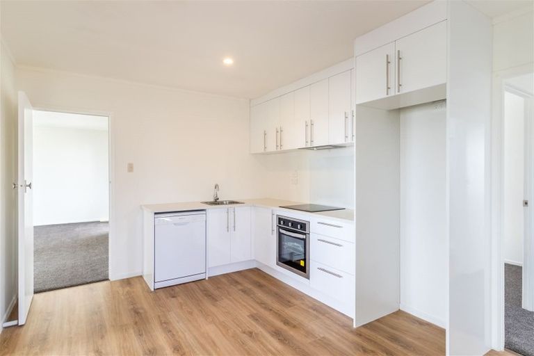Photo of property in 73 Calthorp Close, Favona, Auckland, 2024
