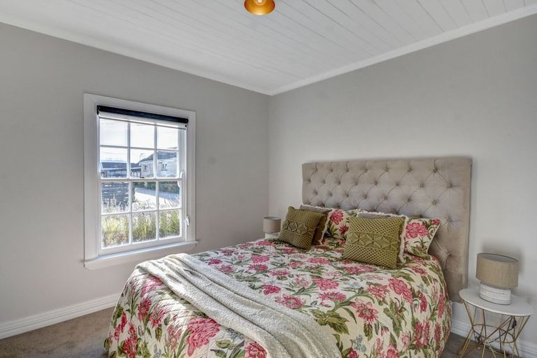 Photo of property in 61 Oxford Street, South Dunedin, Dunedin, 9012