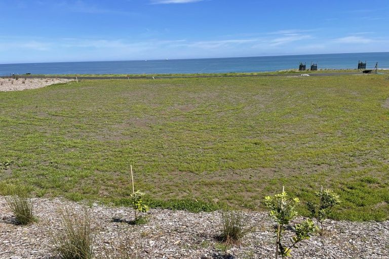 Photo of property in 3 Te Umu Hapuku Lane, Waiwhakaiho, 4312
