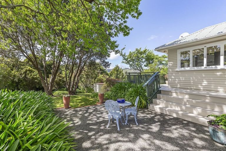 Photo of property in 31 Chester Road, Tawa, Wellington, 5028