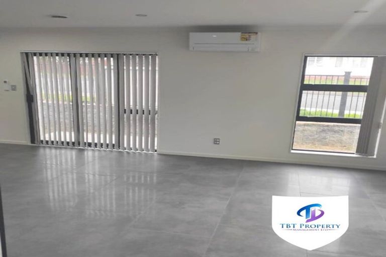 Photo of property in 17a Eddowes Street, Manurewa, Auckland, 2102