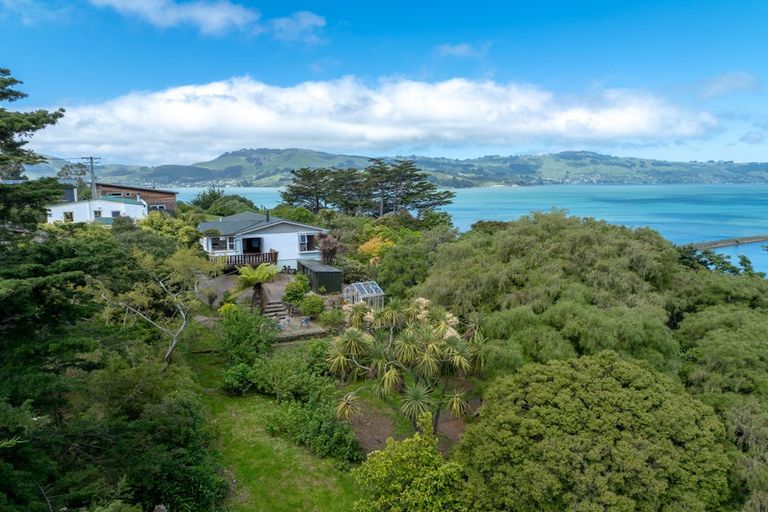 Photo of property in 24 Downes Road, Roseneath, Port Chalmers, 9023