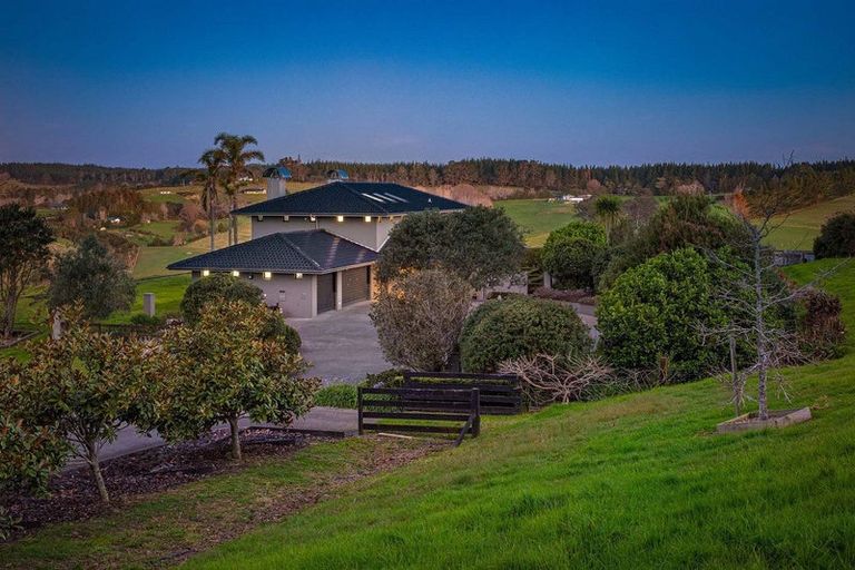 Photo of property in 141 Valley Road, Waitoki, Kaukapakapa, 0871