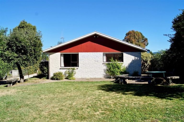 Photo of property in 16 Hawkswood Street, Waiau, 7332