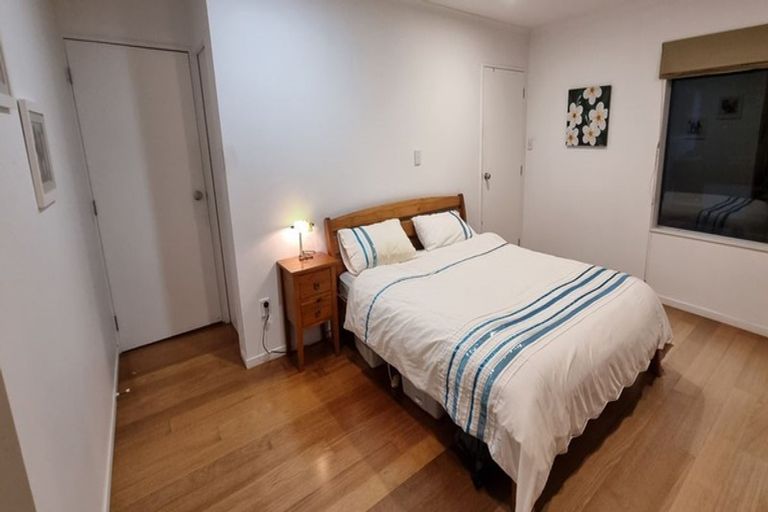 Photo of property in 11 Fenton Terrace, Cockle Bay, Auckland, 2014