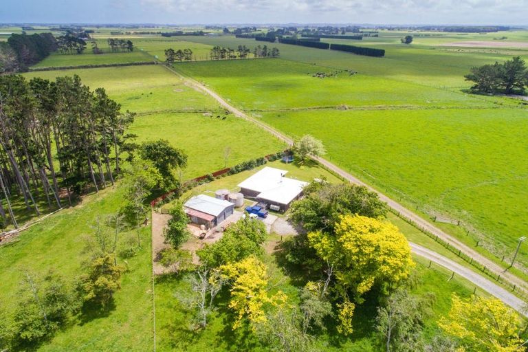 Photo of property in 208 Waitohi Road, Rongotea, Palmerston North, 4479