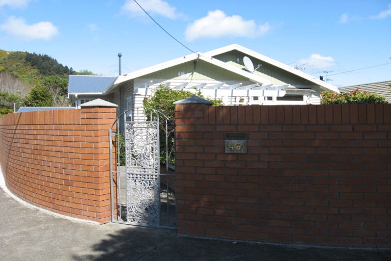 Photo of property in 48 Saint Ronans Avenue, Waterloo, Lower Hutt, 5011