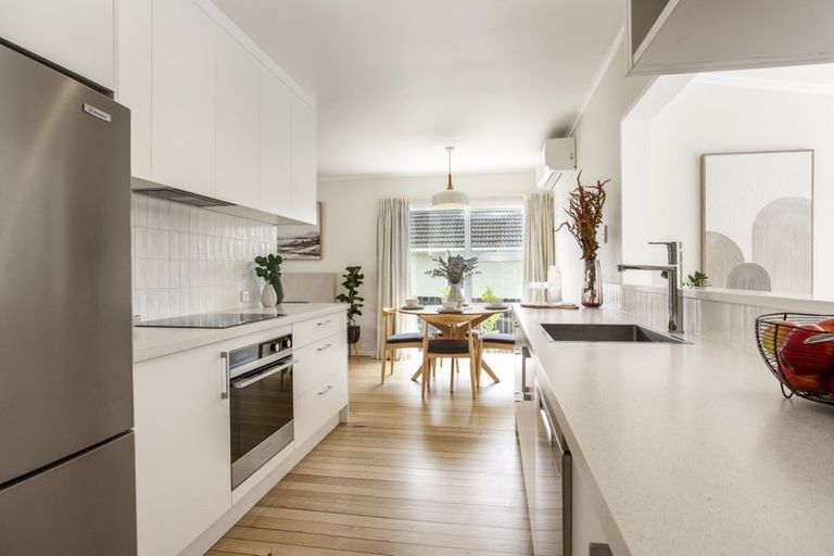 Photo of property in Peninsula Primary School, 61 Wharf Road, Te Atatu Peninsula, Auckland, 0610