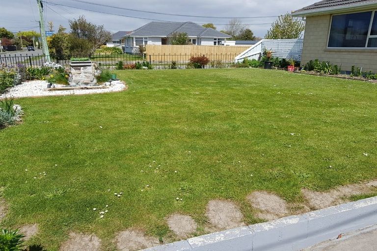 Photo of property in 9 Pembroke Street, Avondale, Christchurch, 8061