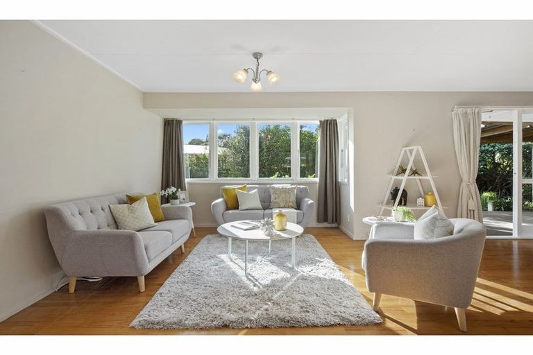 Photo of property in 13 Matai Street, Waiuku, 2123