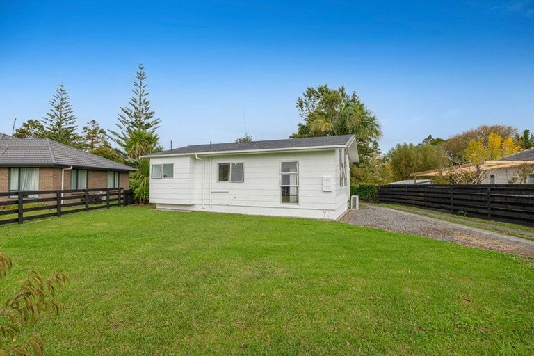 Photo of property in 129 Awaroa Road, Helensville, 0800