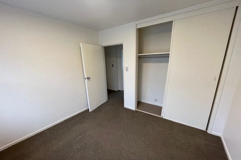 Photo of property in 2/15a Saltburn Road, Milford, Auckland, 0620