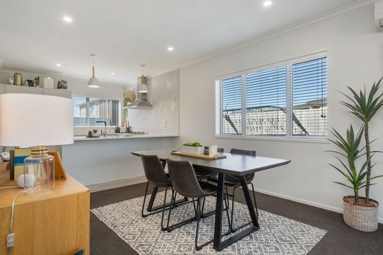 Photo of property in 8 Springside Court, Huntington, Hamilton, 3210