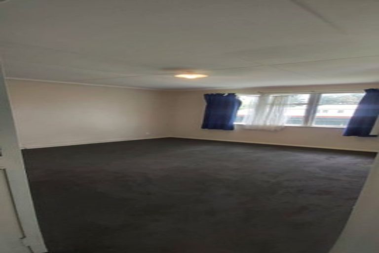 Photo of property in 2 Antrim Place, Hokowhitu, Palmerston North, 4410