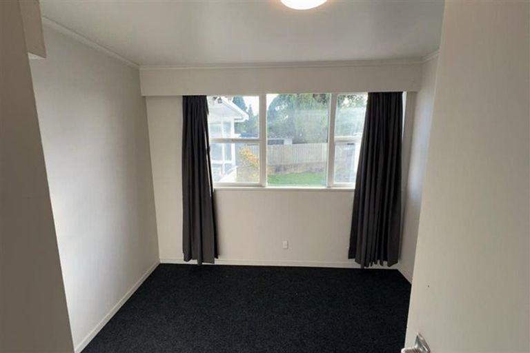 Photo of property in 32 Aurea Avenue, Pakuranga, Auckland, 2010