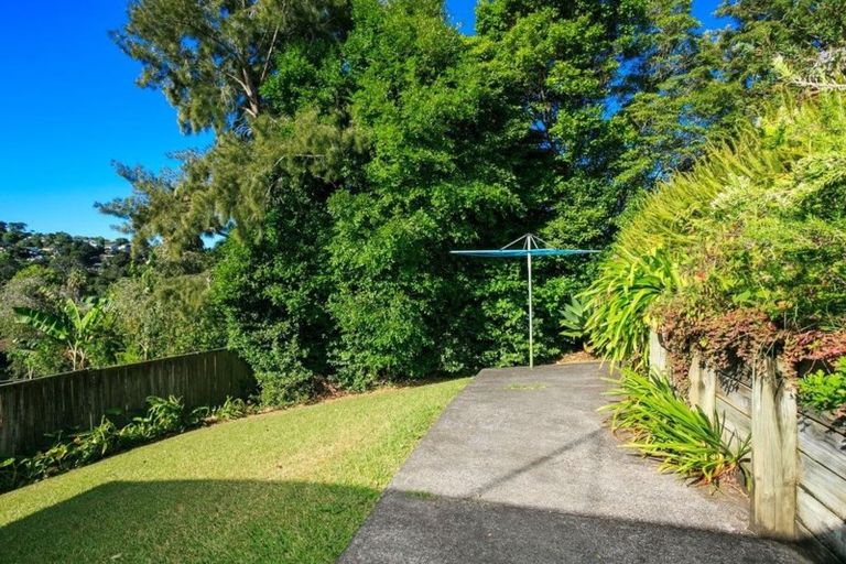 Photo of property in 85a Spinella Drive, Bayview, Auckland, 0629