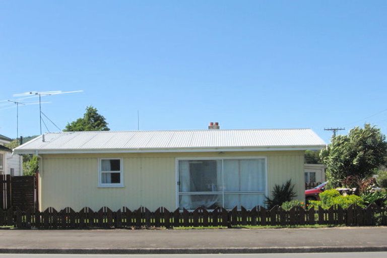 Photo of property in 423 Palmerston Road, Gisborne, 4010