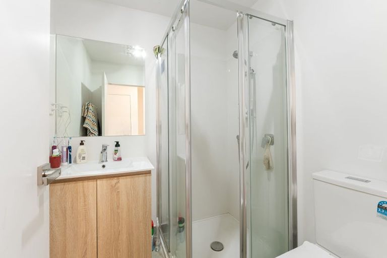 Photo of property in 53 Morihana Close, Glen Eden, Auckland, 0602