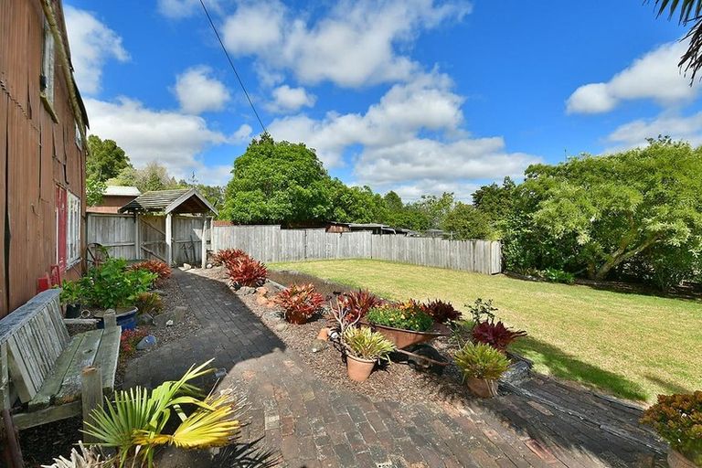 Photo of property in 462 Paremoremo Road, Paremoremo, Auckland, 0632