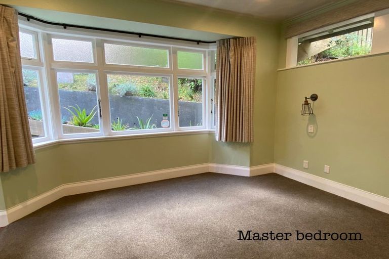 Photo of property in 21 Asquith Terrace, Brooklyn, Wellington, 6021