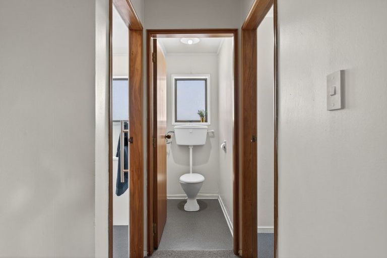 Photo of property in 2/21 Fulford Street, New Plymouth, 4310