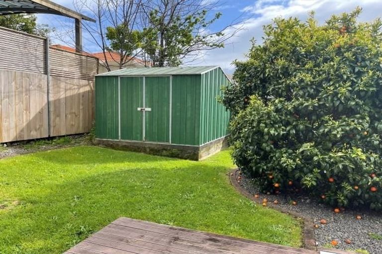 Photo of property in 311 Avonhead Road, Avonhead, Christchurch, 8042