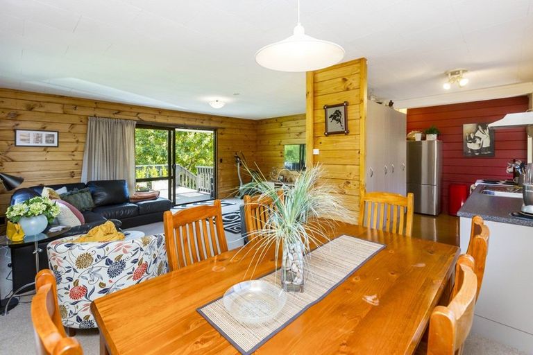 Photo of property in 17 Forest Road, Pinehaven, Upper Hutt, 5019