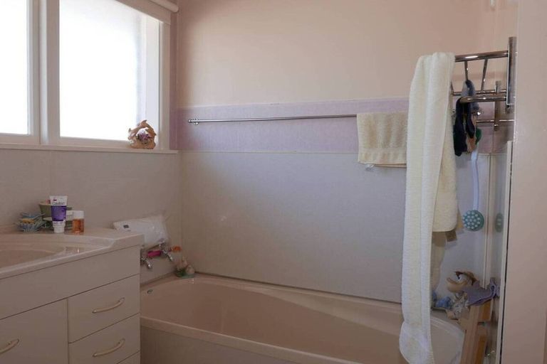 Photo of property in 20 Monowai Crescent, North New Brighton, Christchurch, 8083