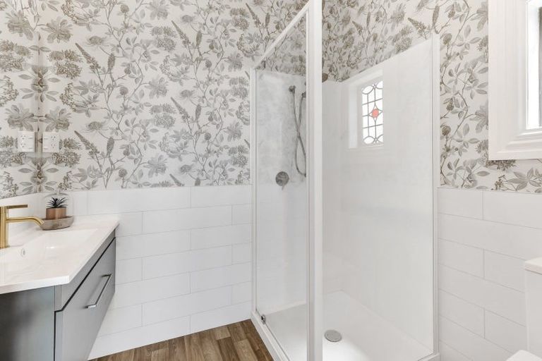 Photo of property in 20 Donegal Street, Cromwell, 9310