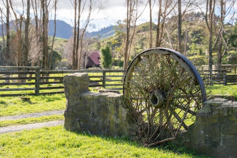 Photo of property in 139 Rangiora Road, Reikorangi, Waikanae, 5391