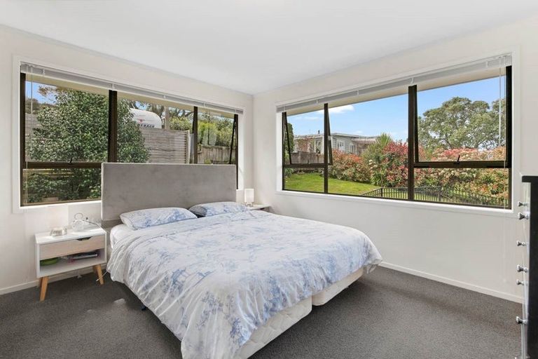 Photo of property in 48a Woodlands Crescent, Browns Bay, Auckland, 0630