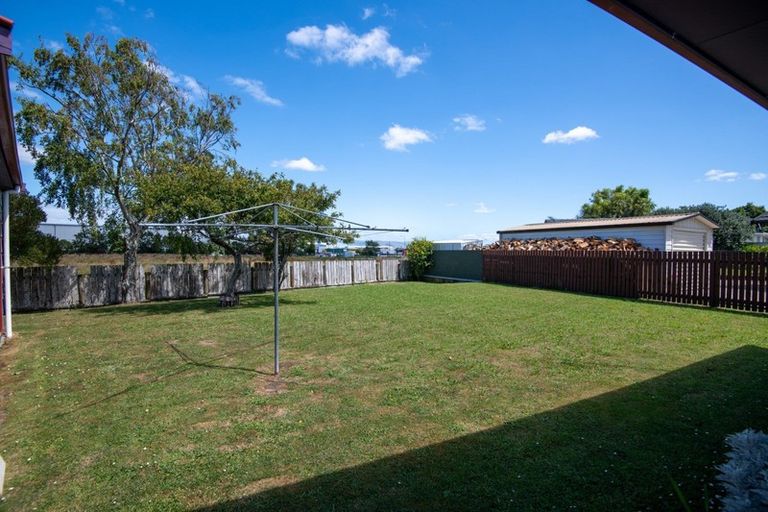 Photo of property in 44 Hillcrest Drive, Kelvin Grove, Palmerston North, 4414