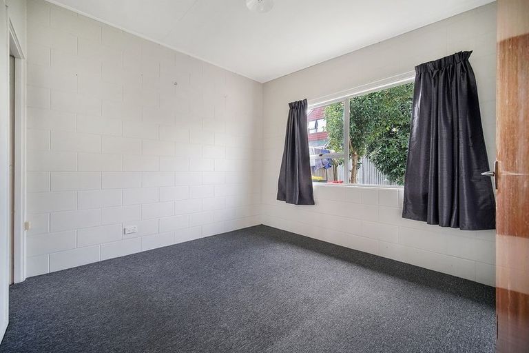 Photo of property in 1/21a Landscape Road, Papatoetoe, Auckland, 2025