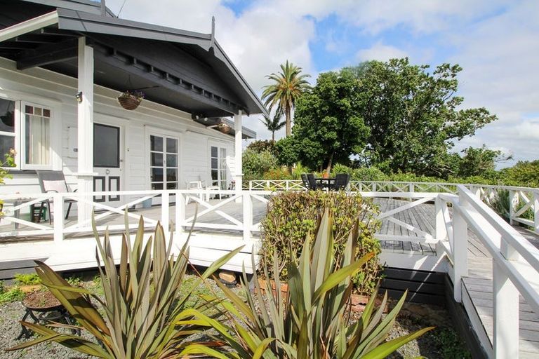 Photo of property in 9-11 Walker Terrace, Te Kopuru, 0391
