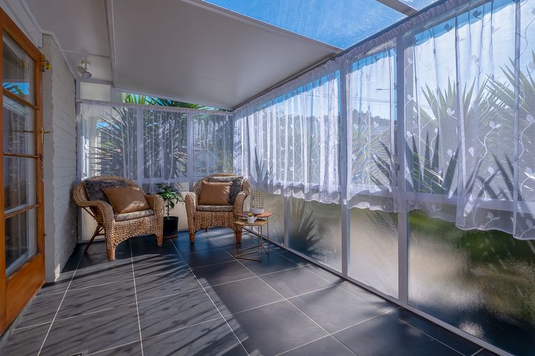 Photo of property in 71a Main Road, Redcliffs, Christchurch, 8081